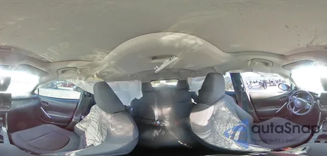 2024 Toyota Corolla Cross Le z USA, uszkodzony, nr VIN 7MUBAAAG0RV090600